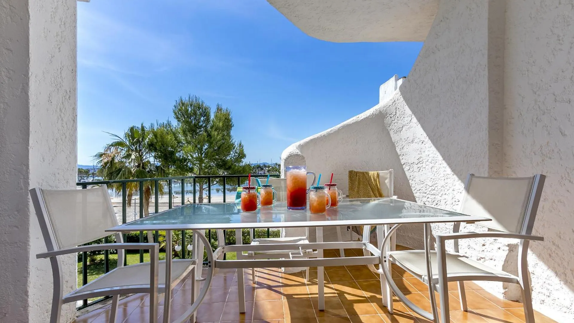 1St Line Apartment Alcudia Beach ポルト・ダルクディア スペイン